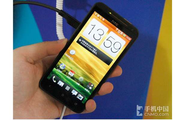 HTC launches One XC