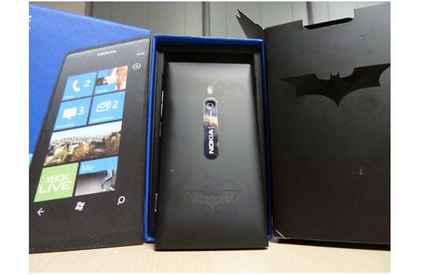Nokia Lumia 800 Dark Knight Edition launched