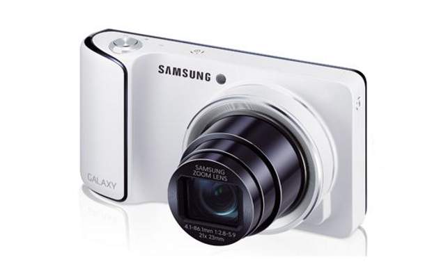 Samsung launches Android camera