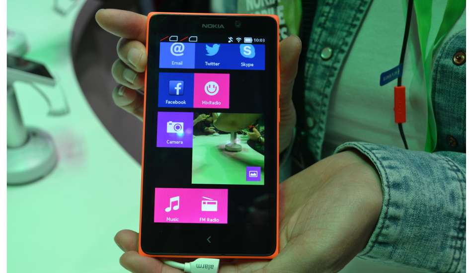 Nokia X vs Motorola Moto E