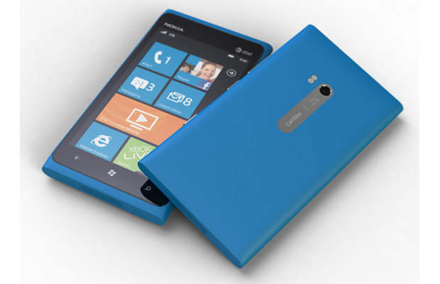 Nokia Lumia 900 now available