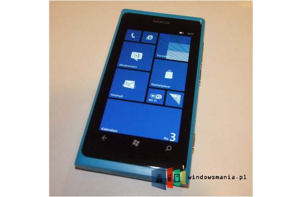 Images of Nokia Lumia 800