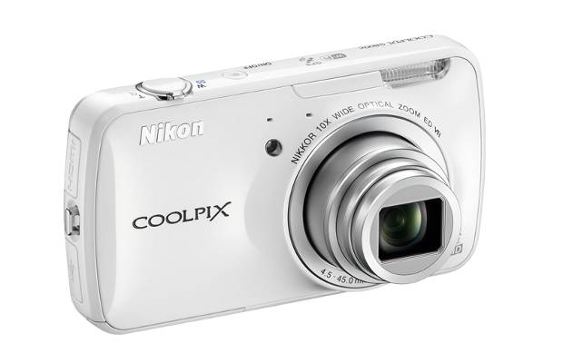 Samsung Galaxy camera vs Nikon Coolpix S800c