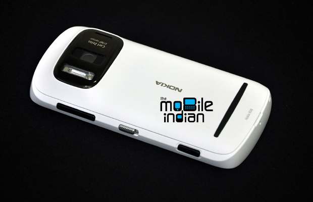 Galaxy Camera vs Nokia PureView 808