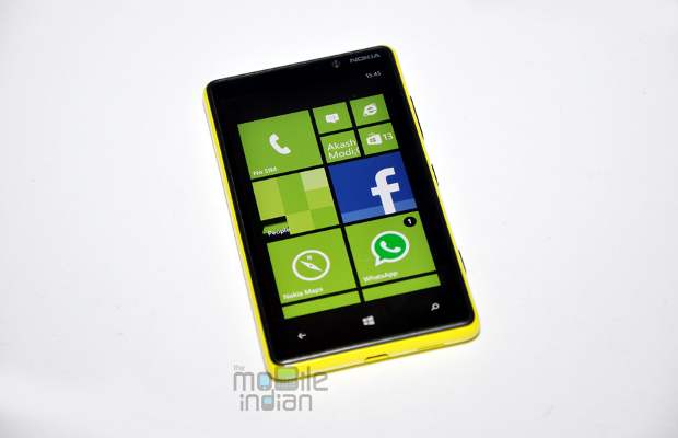 Nokia Lumia 820