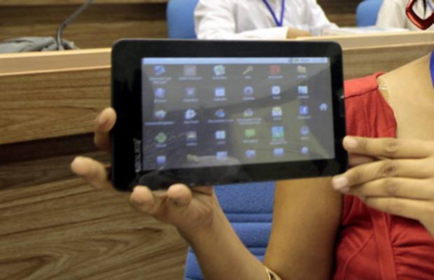 New Aakash tablet may not be available at discounted price