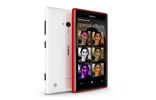 Nokia Lumia 720 vs HTS 8S