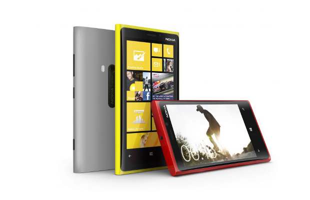 Nokia Lumia 920 vs Nokia Lumia 925