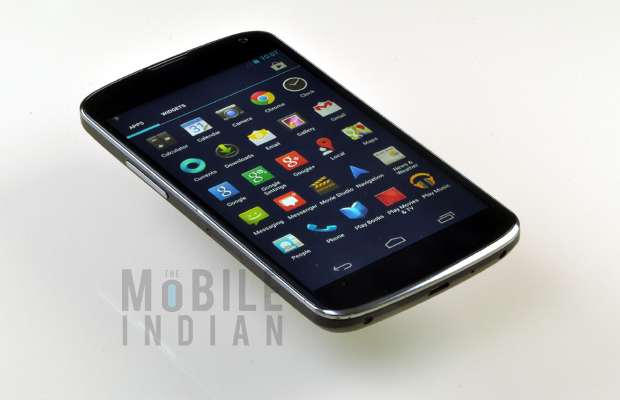 HTC Desire 600 vs LG Google Nexus 4