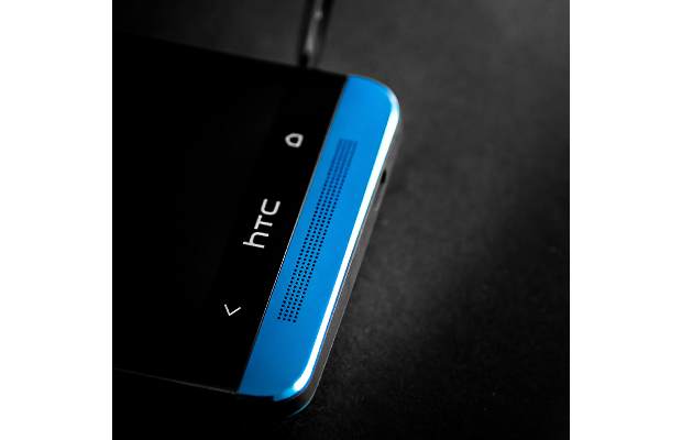 HTC One now available in metallic blue