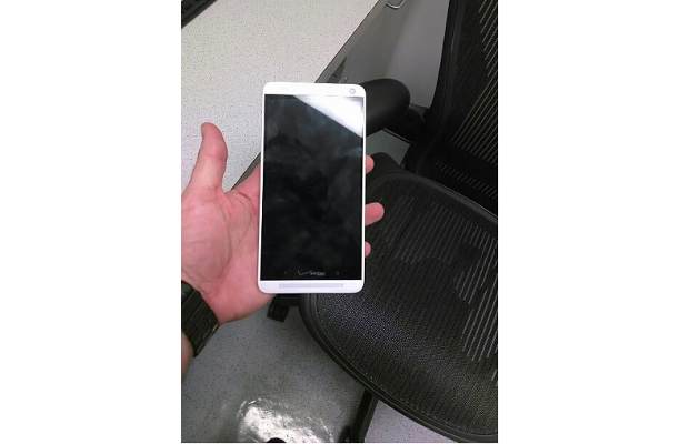 HTC One Max images spotted again