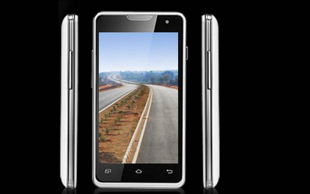 Xolo Q500 vs Karbonn Titanium S2