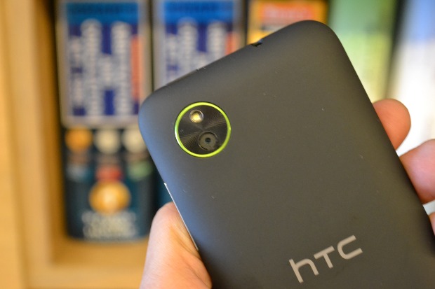 HTC Desire 700