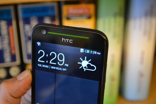 HTC Desire 700