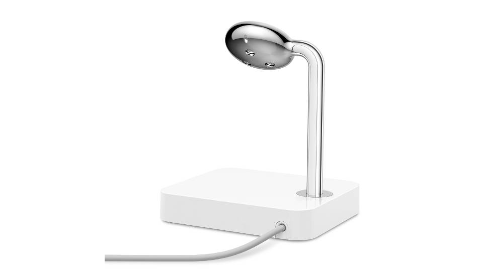USB-C cables and Apple Valet Charge Dock