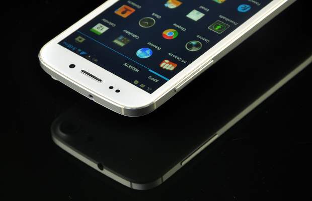 Micromax Canvas 4