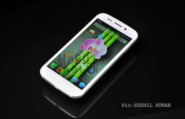 Micromax Canvas 4