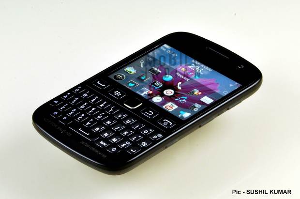 BlackBerry 9720