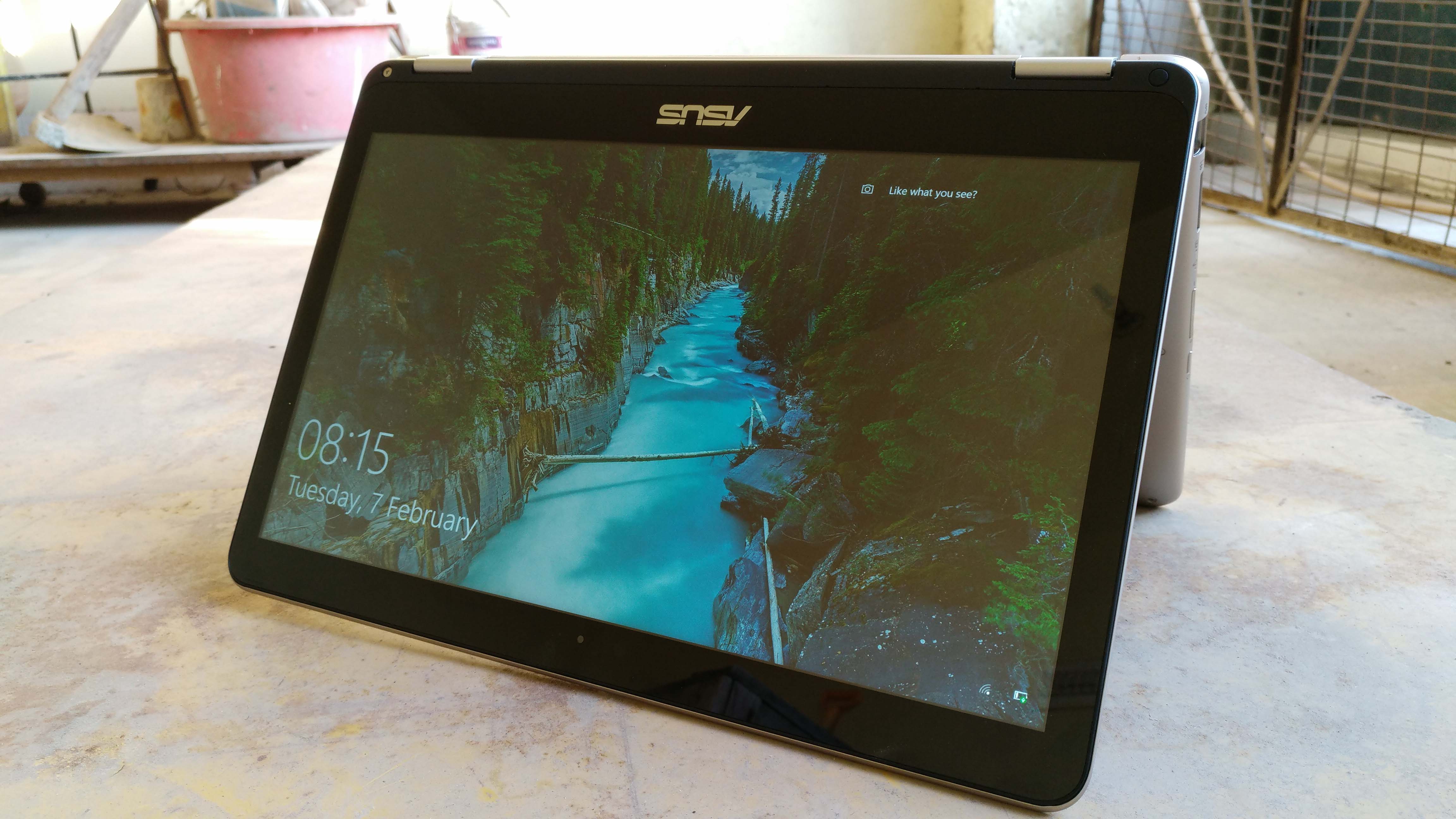 Asus Zenbook Flip display