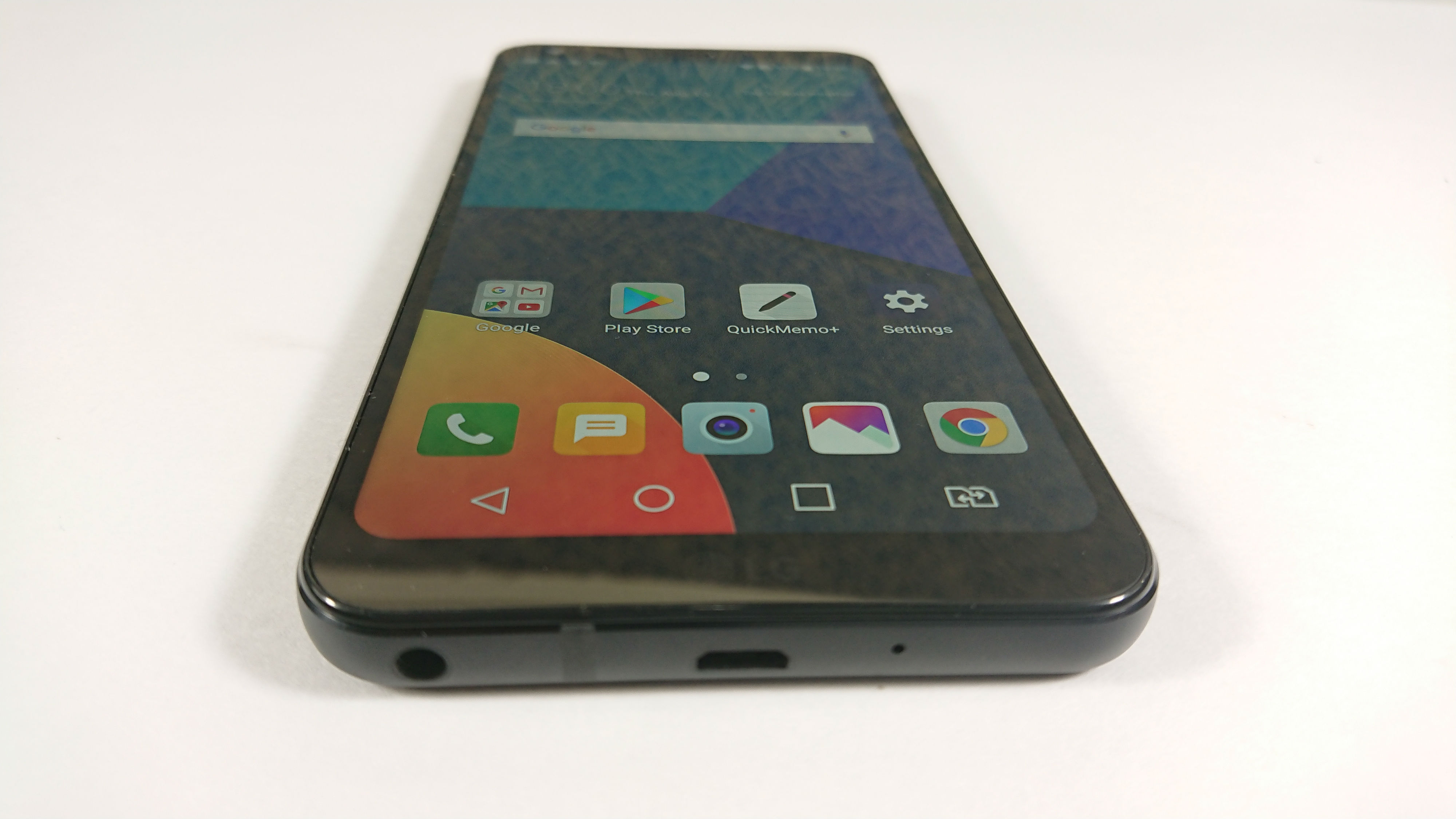 LG Q6