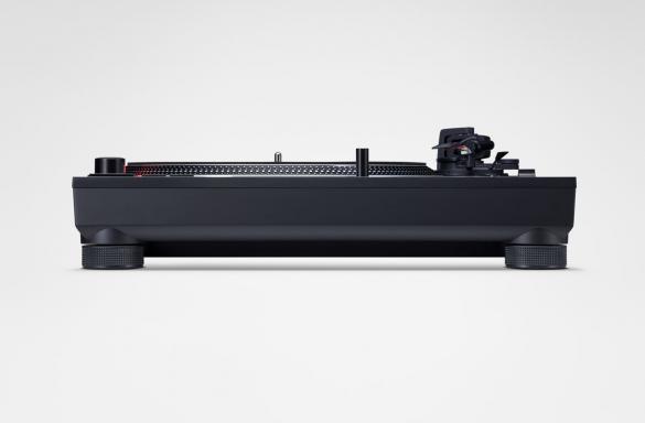 Technics SL-1500C Series Direct Drive Turntable