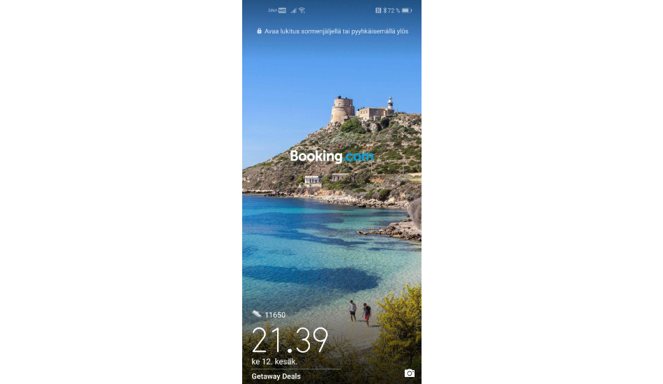 Huawei shows ads on phone lockscreen