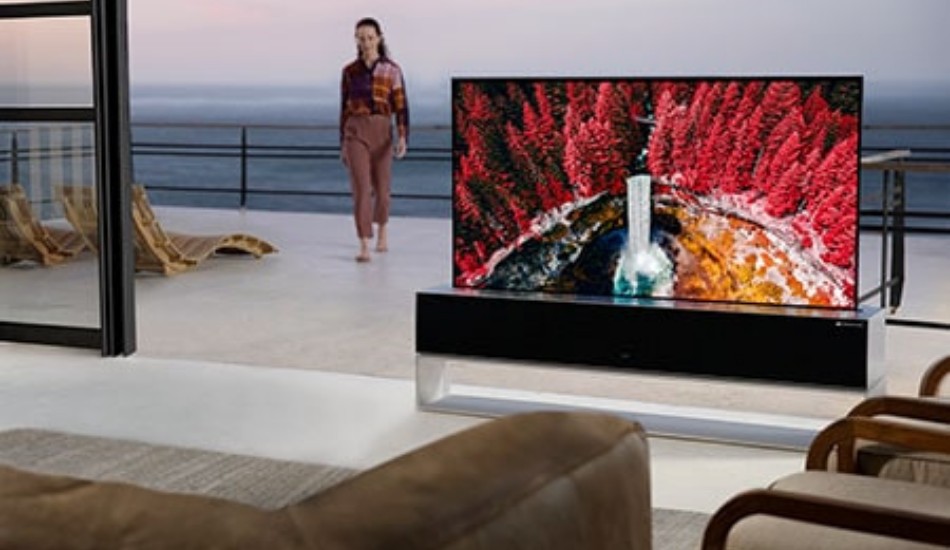 Full view LG OLED R