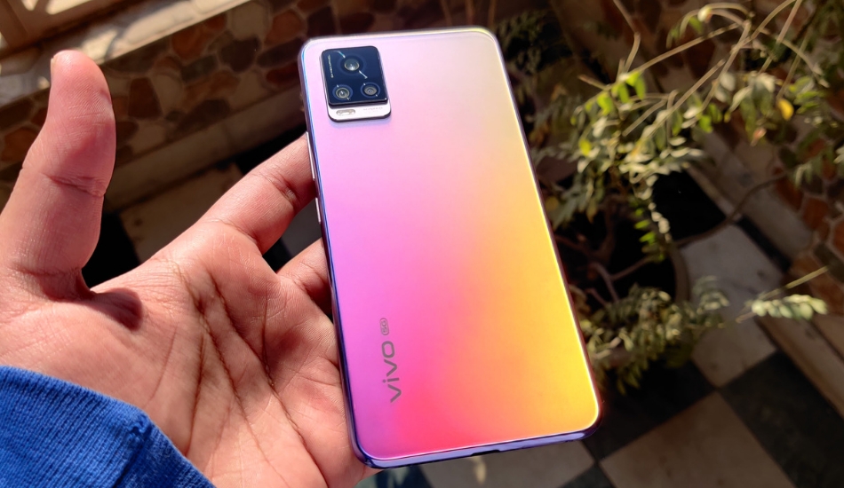 V20 Pro rear_