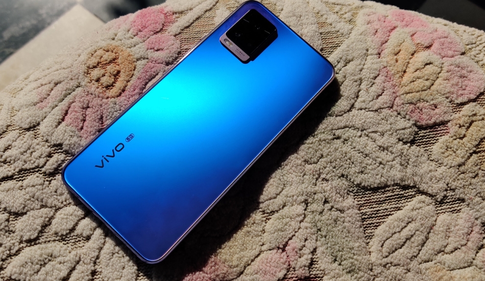 V20 Pro rear