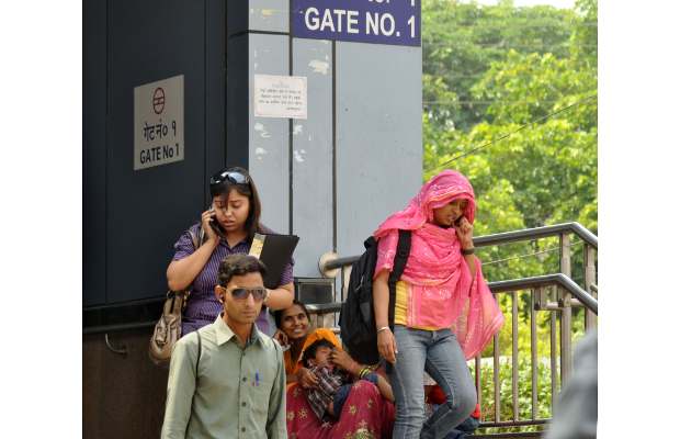 5879_2 Indian mobile subscriber base to increase to 696 mn this year: Gartner