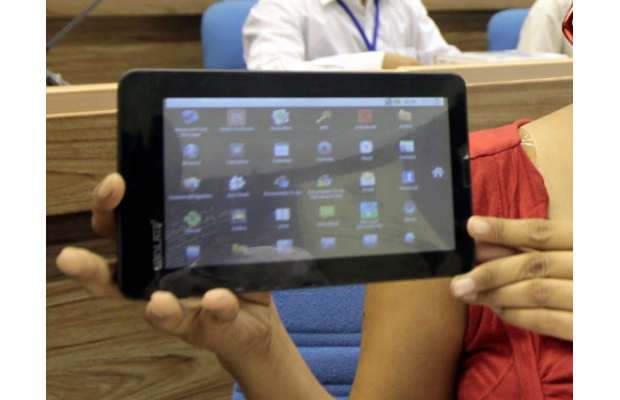 DataWind to launch Ubislate7+ today with Yahoo apps