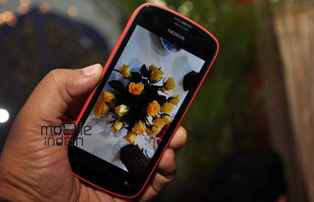Hands on : Nokia Pure View 808