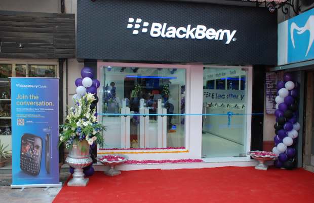 After Delhi, Gurgaon gets BlackBerry Premium Store