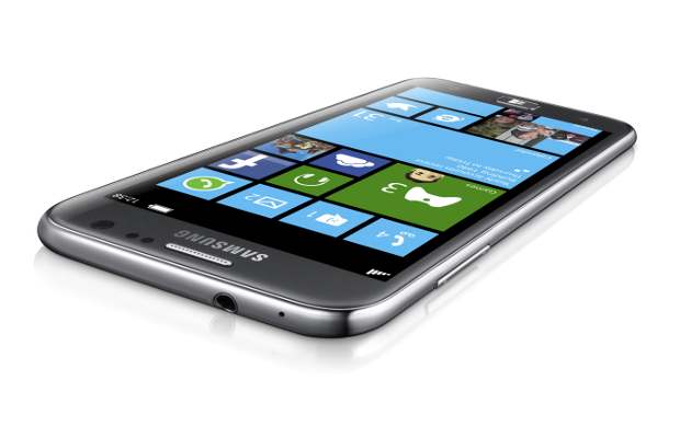 Samsung announced world's first Windows Phone 8 smartphone - Ativ S