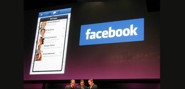 Facebook, Twitter get better on BlackBerry 10