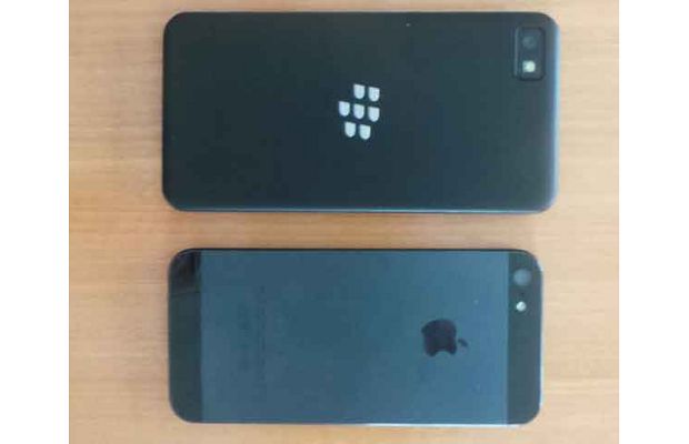 See it yourself: BlackBerry Z10 Vs iPhone 5