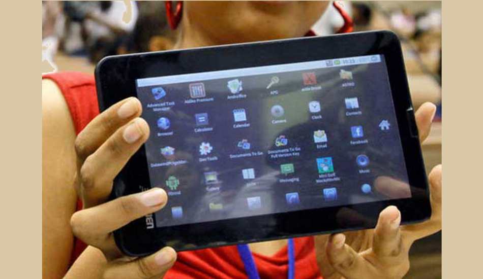Datawind's new trick: Free lifetime internet with Rs 2000 smartphone