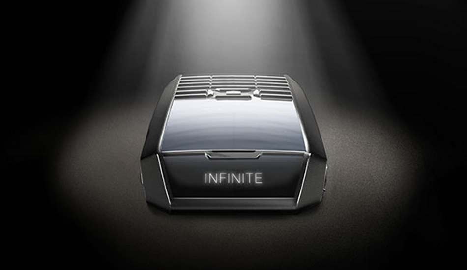 TAG Heuer launches Meridiist Infinite phone with solar panel