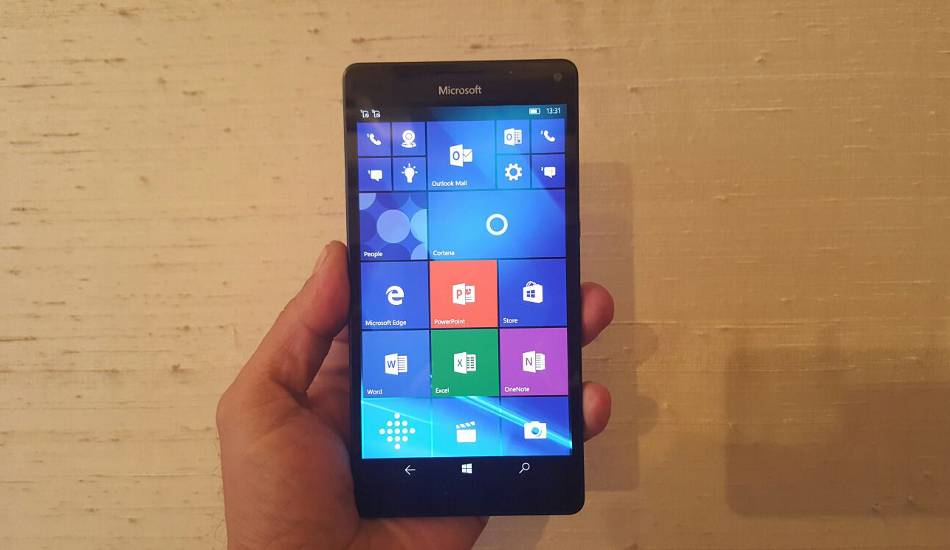 Microsoft Lumia 950 XL in pics