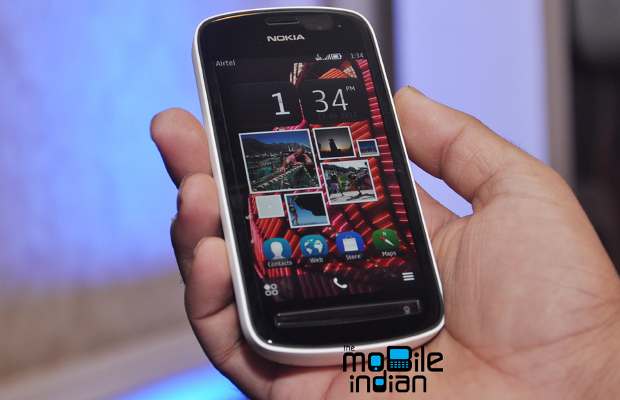 First Look: Nokia 808 PureView with 41 MP camera
