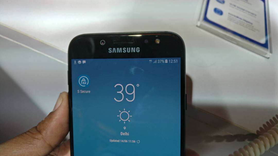 Samsung Galaxy J7 Pro First Impressions