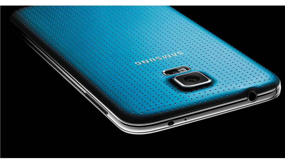 Samsung Galaxy S5 camera shots in low light