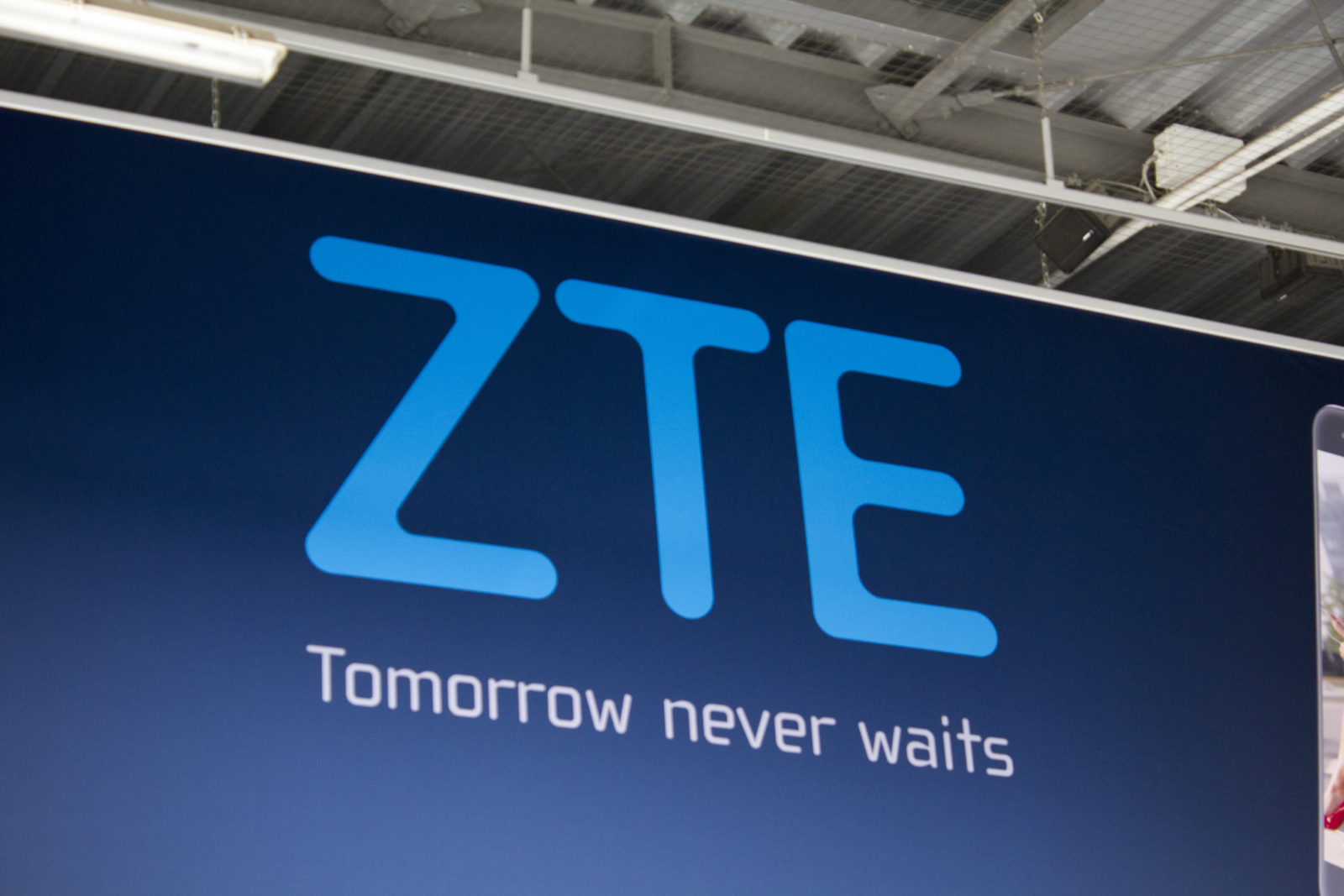 ZTE to make smartphones in India soon, offline marketplace not ruled out