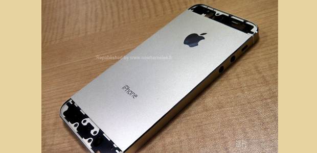 Purported Apple iPhone 5S Champagne Gold images surface