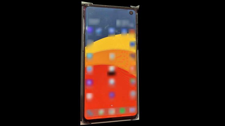 Samsung Galaxy S10 to go on pre-orders from February 21, new leaks reveal key design details