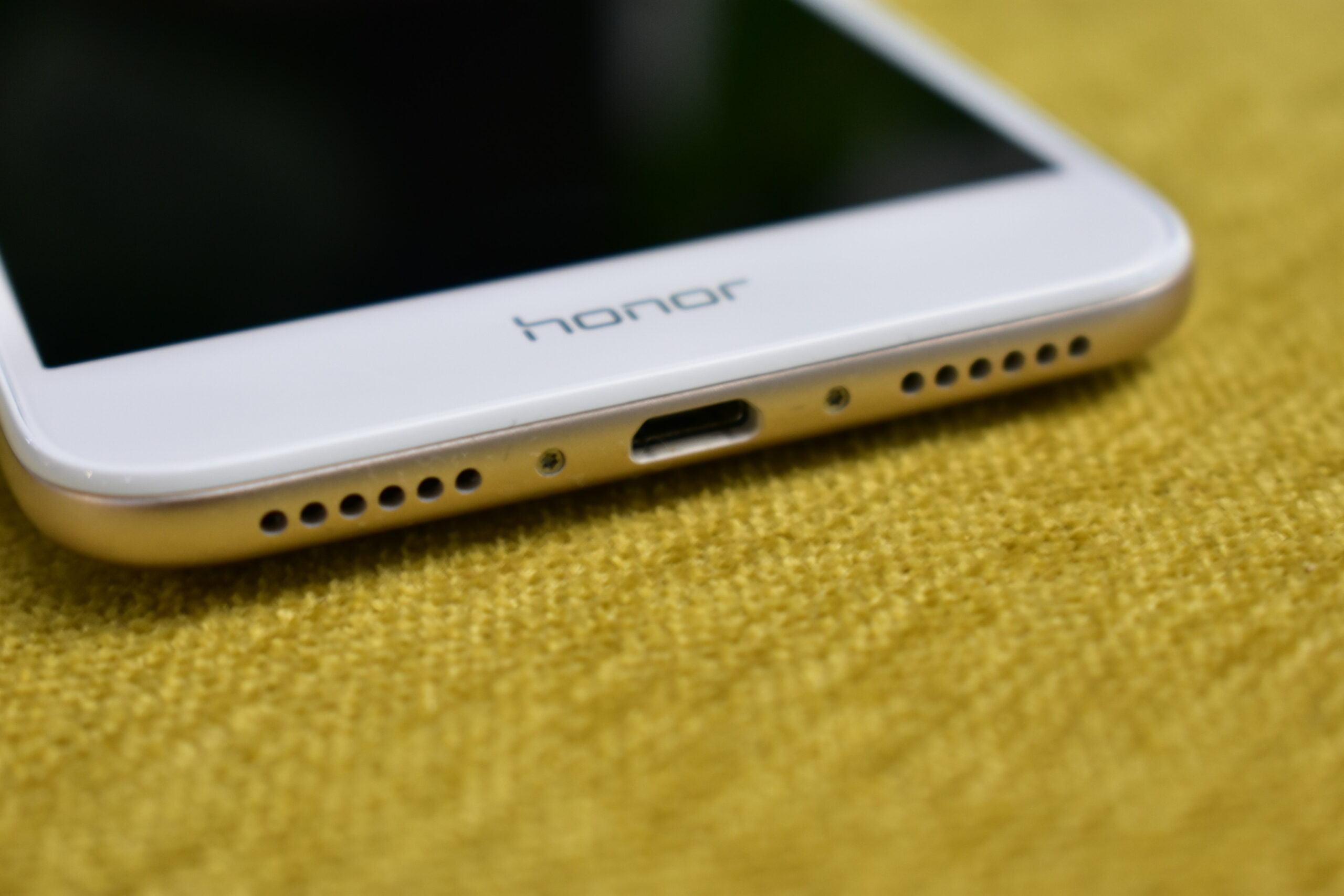Honor to open four more service centres in India