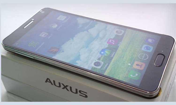 Mobile Review: iBerry Auxus Nuclea N2