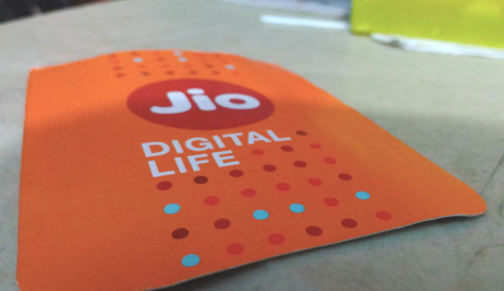 Reliance Jio will compensate its customers by offering 30 minutes of free calling