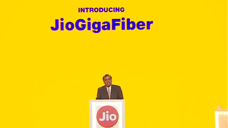 Reliance Jio GigaFiber Preview offers free 100GB Monthly data at 100 Mbps for 3 months