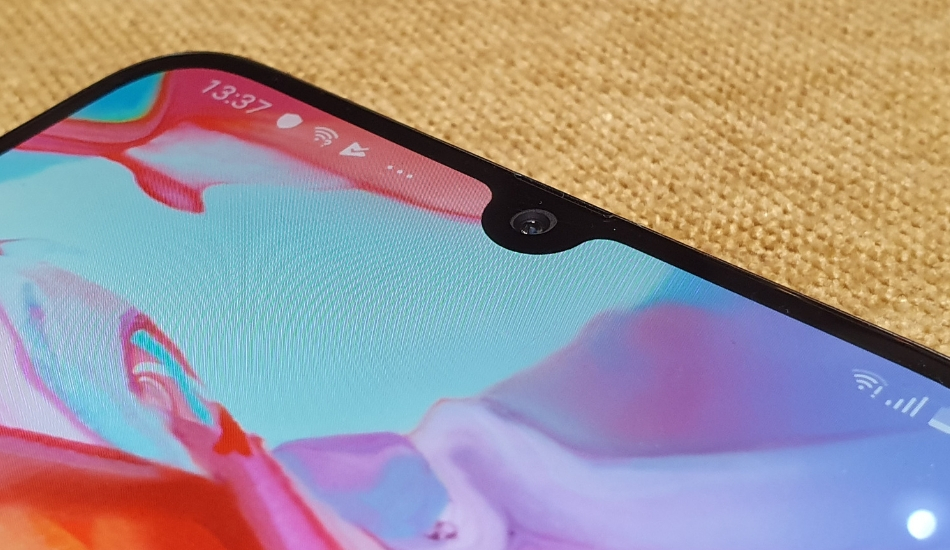 Samsung Galaxy A70 Picture Gallery